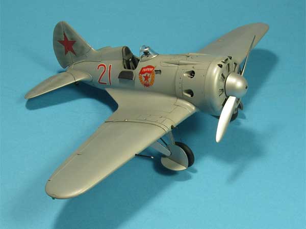 ICM 48097 I-16 type 24 Soviet fighter WWII (И-16 тип 24 Советский истребитель 2МВ)