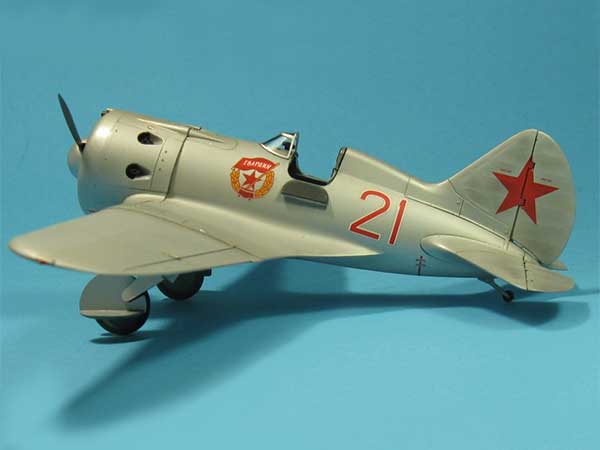 ICM 48097 I-16 type 24 Soviet fighter WWII (И-16 тип 24 Советский истребитель 2МВ)