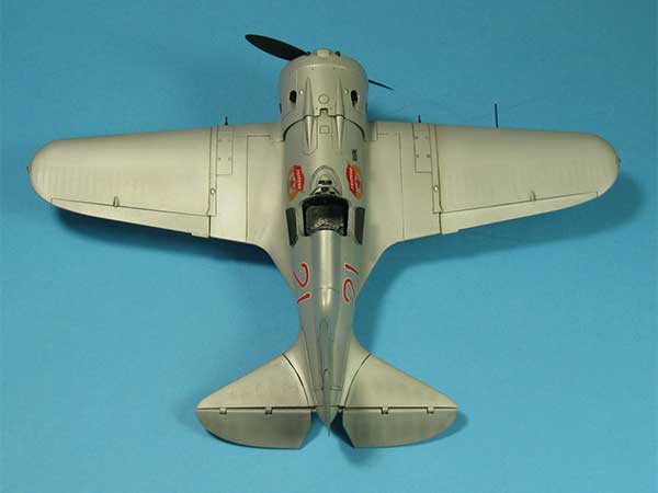ICM 48097 I-16 type 24 Soviet fighter WWII (И-16 тип 24 Советский истребитель 2МВ)