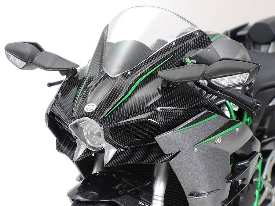 Tamiya 14136 Kawasaki Ninja H2 Carbon (Кавасаки «Ниндзя H2 карбон»)