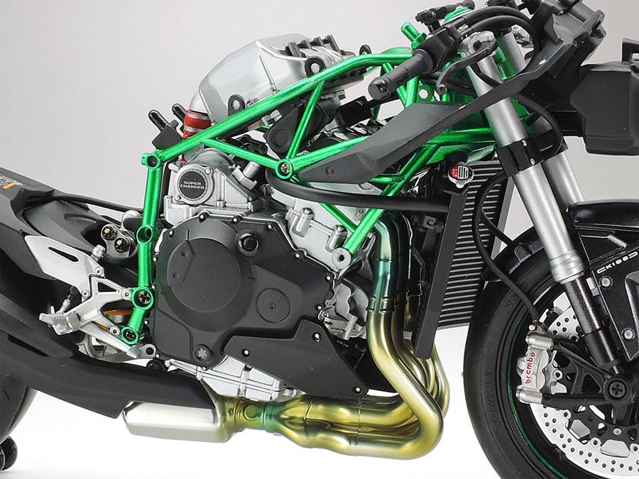 Tamiya 14136 Kawasaki Ninja H2 Carbon (Кавасаки «Ниндзя H2 карбон»)