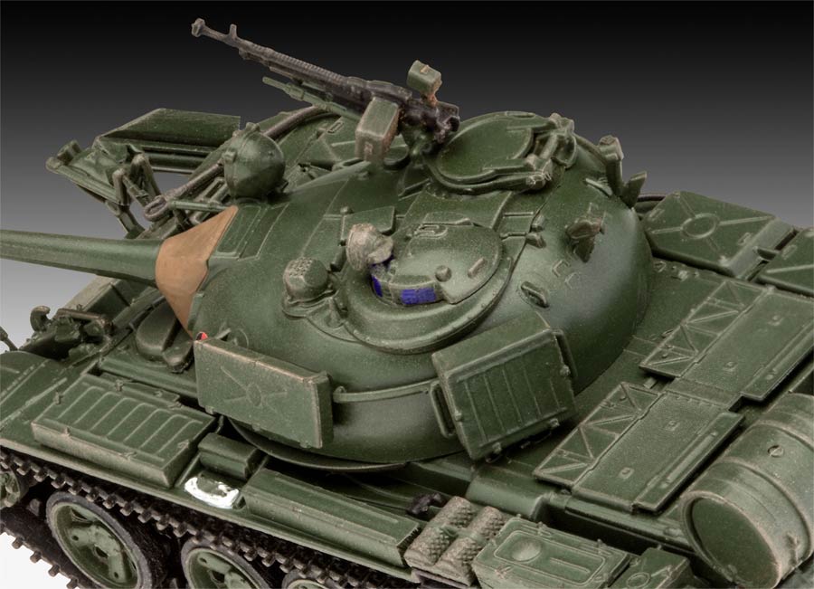 Revell 03328 T-55A/AM with KMT-6/EMT-5 (T-55A/AM Советский основной средний танк с колейным минным тралом КМТ-6)