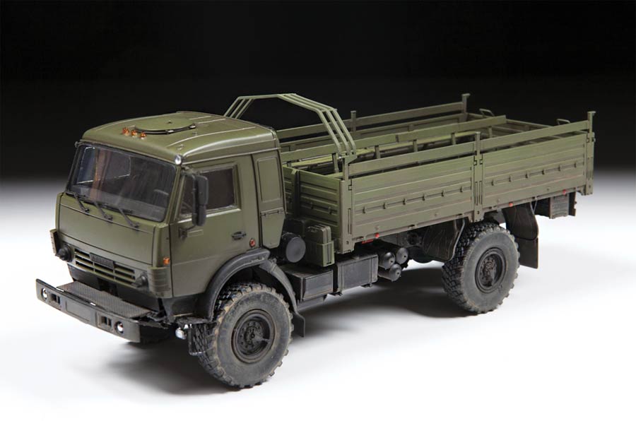 Звезда 3692 K-4350 Russian 2-axle Military Truck (К-4350 Российский двухосный грузовой автомобиль)