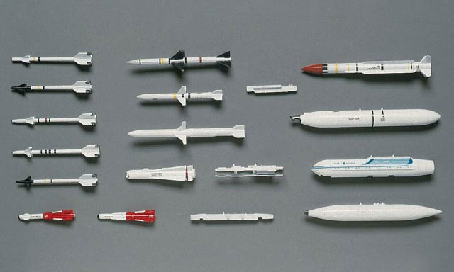 Hasegawa X48-3 Aircraft Weapons:C U.S. Missiles & Gun Pods
