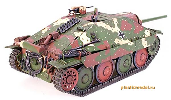 Tamiya 32511 Jagdpanzer 38(t) Hetzer Mittlere production (Немечкая самоходная противотанковая установка 38(t) «Хетцер», модификация середины производства)