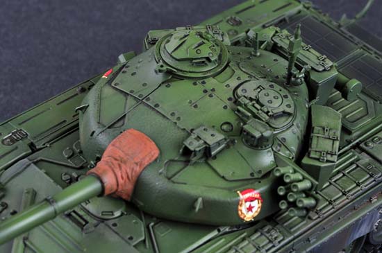 Trumpeter 05598 Russian T-72B MBT (Т-72Б Советский основной боевой танк)