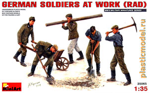 Miniart 35065  1:35, German soldiers at work (Немецкие солдаты за работой)